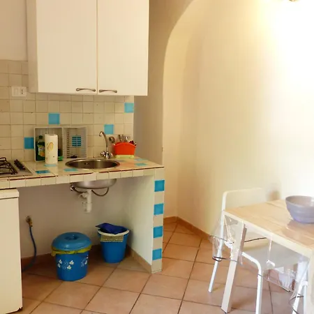 Piccolo Bilocale Al Secondo Piano Apartment *